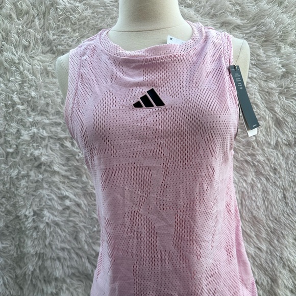 Adidas Light Pink Sleeveless Mesh Top size medium - Picture 1 of 6